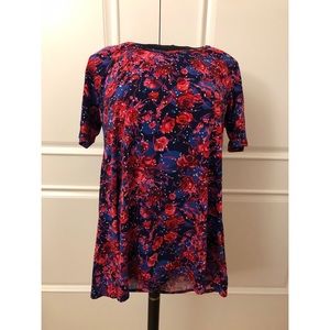 LuLaRoe Classic T Size Medium